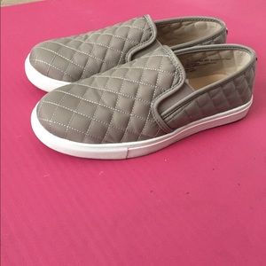 Grey/Taupe Quilted Slip-ons